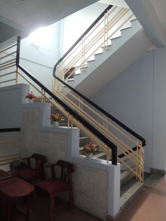 My Hanh Hotel Хюэ Экстерьер фото
